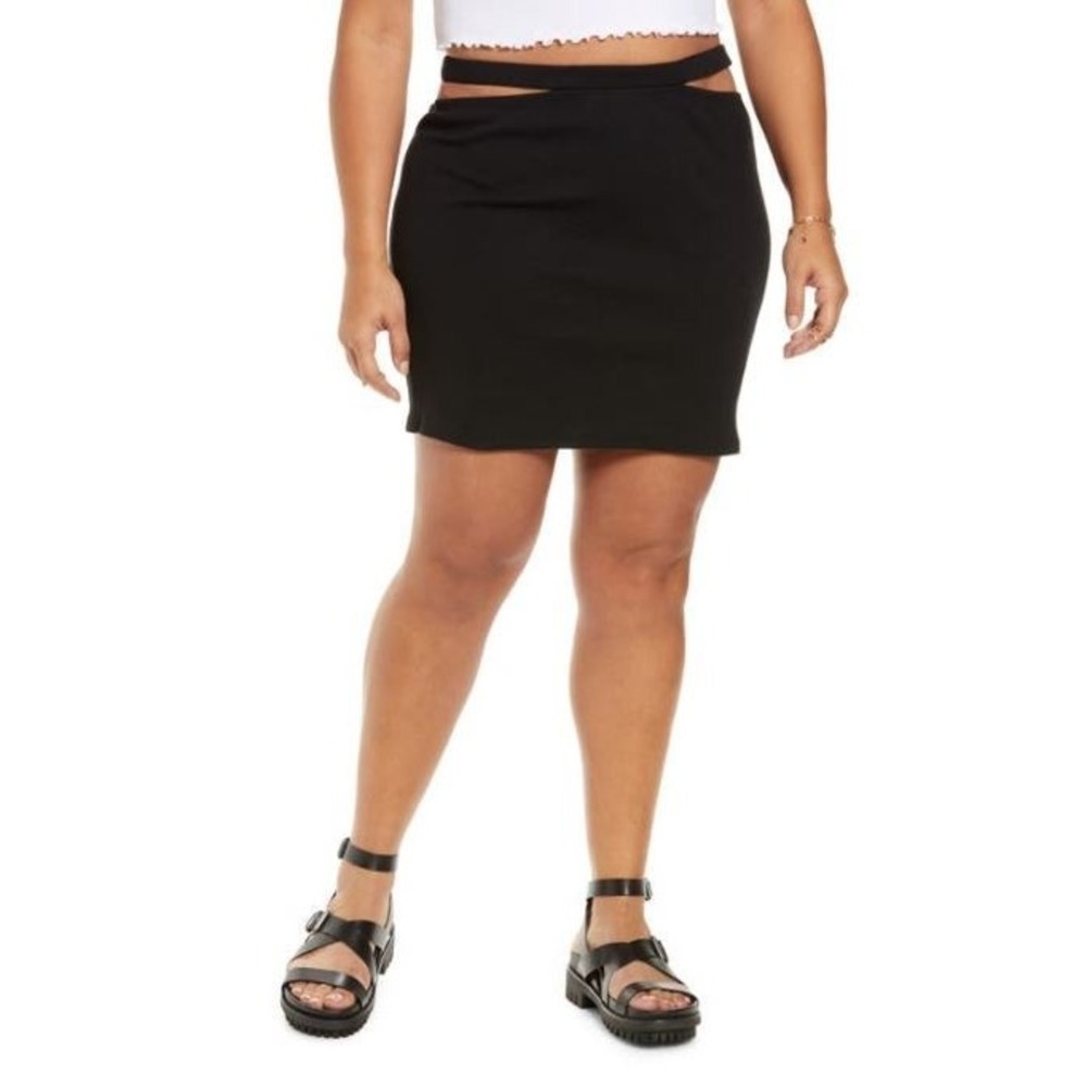 BP. Women's Plus Size Pull & Bear Cut-Out Waist Knit Miniskirt in Black Size 3X
